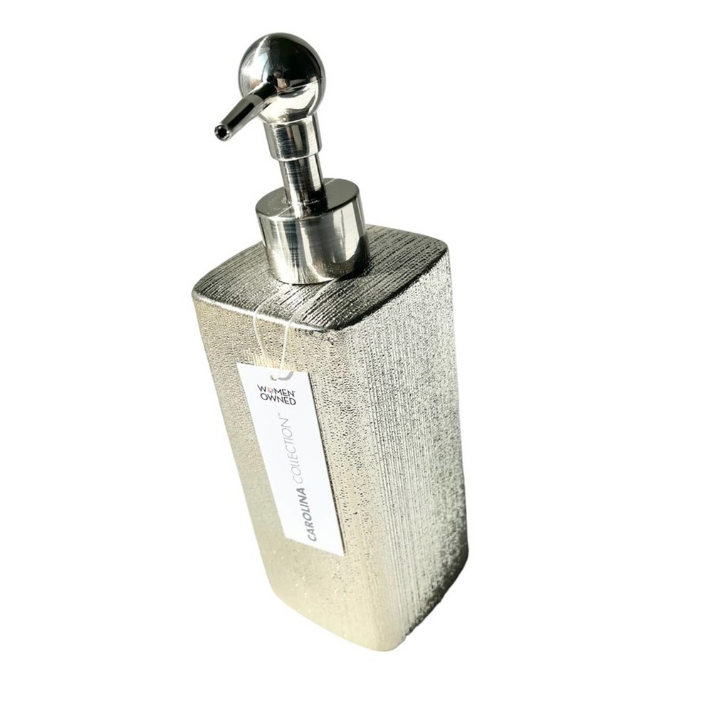 Carolina shiny Collection Pump